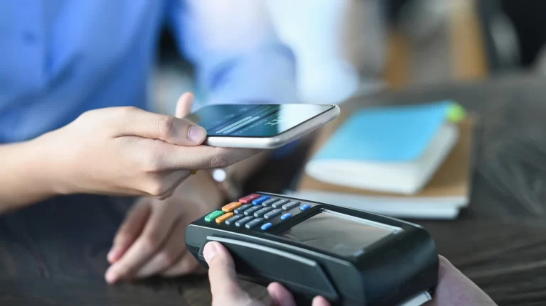 e-complish-s-simple-secure-digital-e-wallet-solution