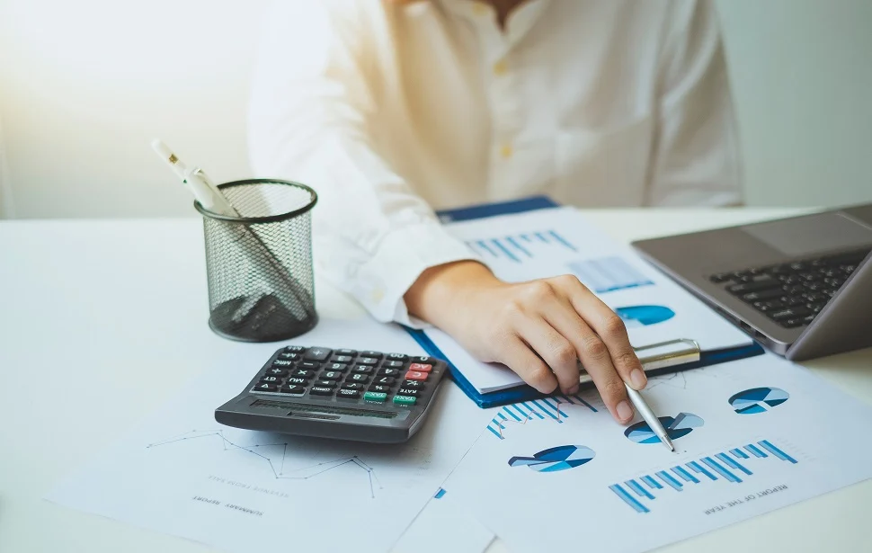calculate the roi of an investment